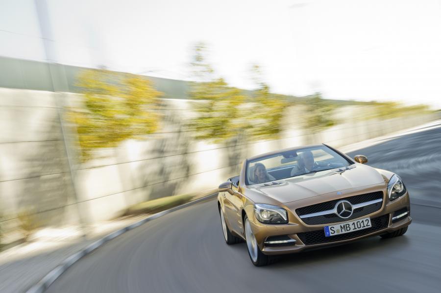  Mercedes-Benz SL500 2012 года  (фото 8 из 31)